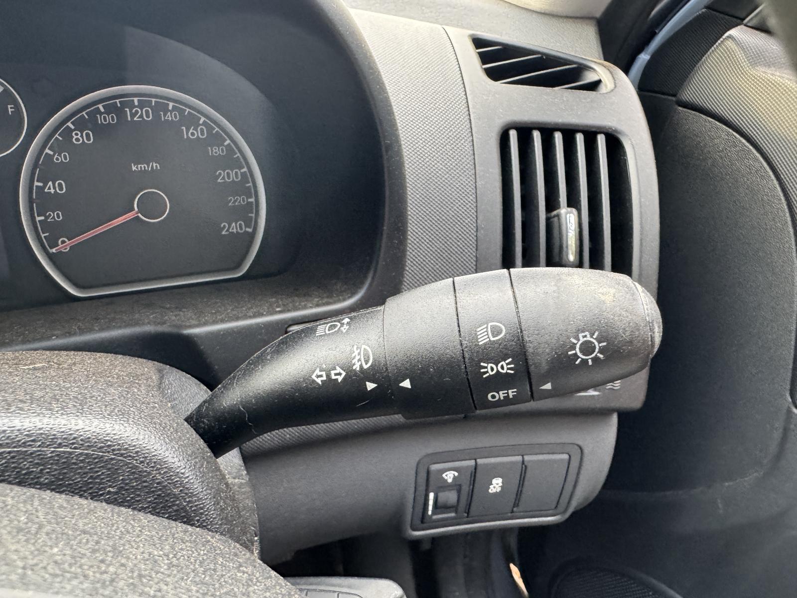View HYUNDAI I30 2011 5 Door Hatchback Breaking