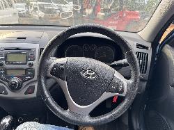 View HYUNDAI I30 2011 5 Door Hatchback Breaking
