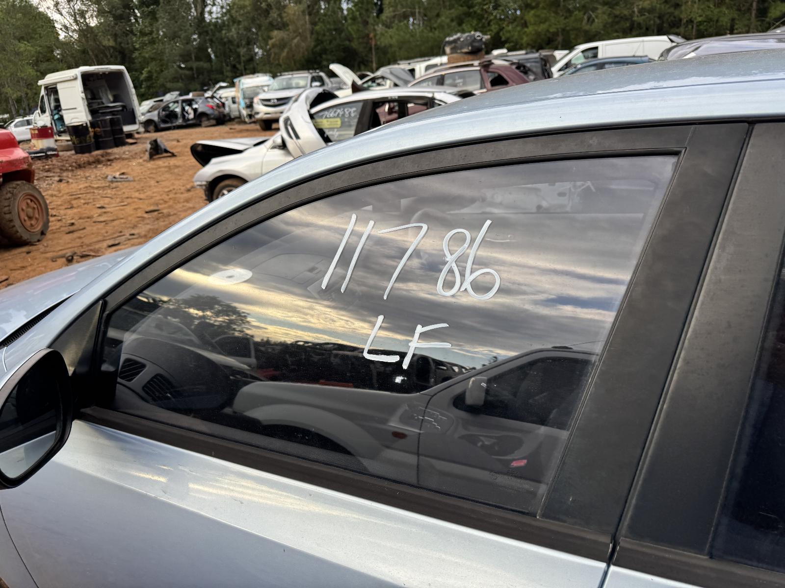 View HYUNDAI I30 2011 5 Door Hatchback Breaking