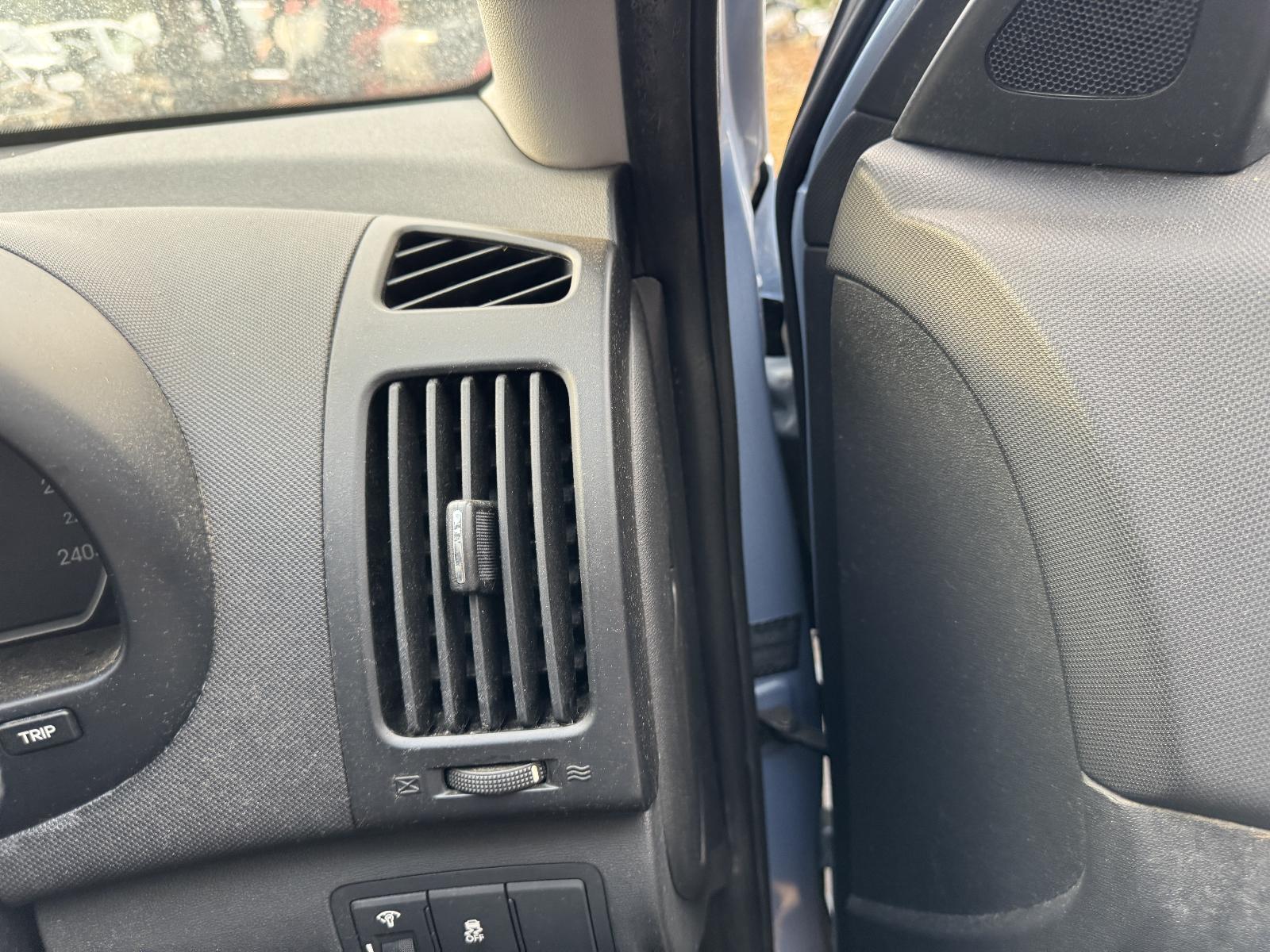View HYUNDAI I30 2011 5 Door Hatchback Breaking