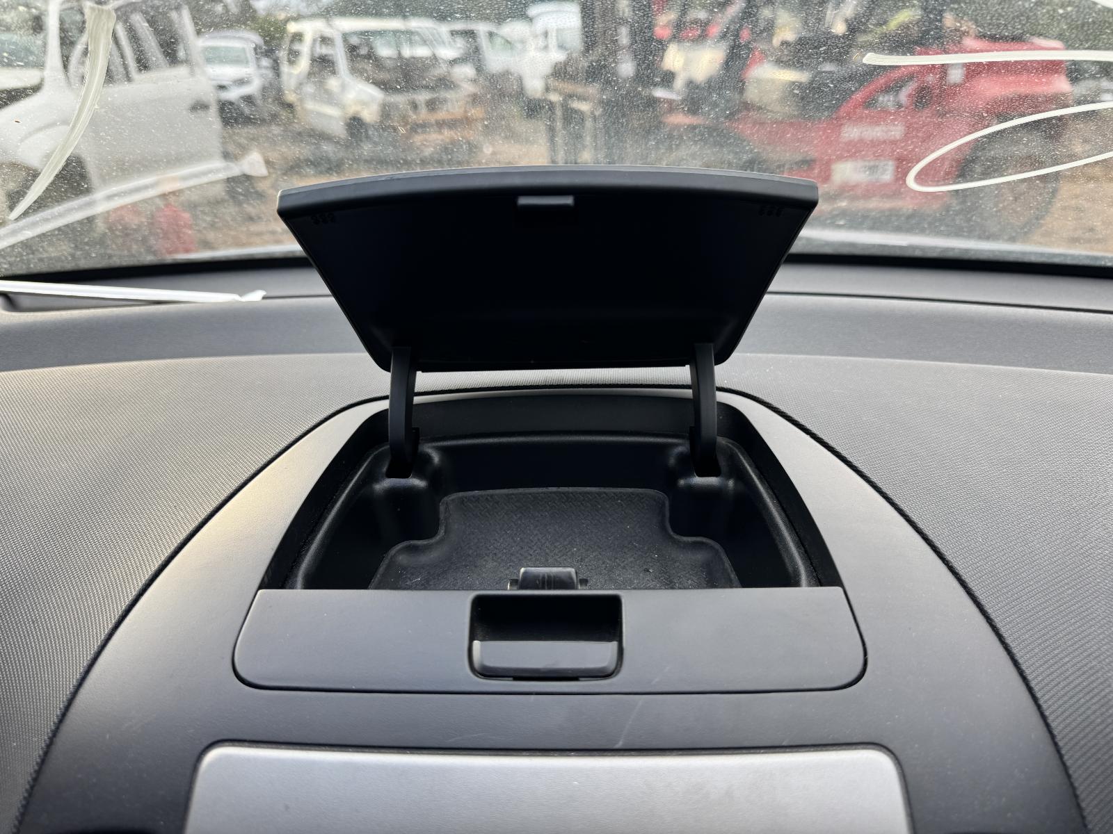 View HYUNDAI I30 2011 5 Door Hatchback Breaking