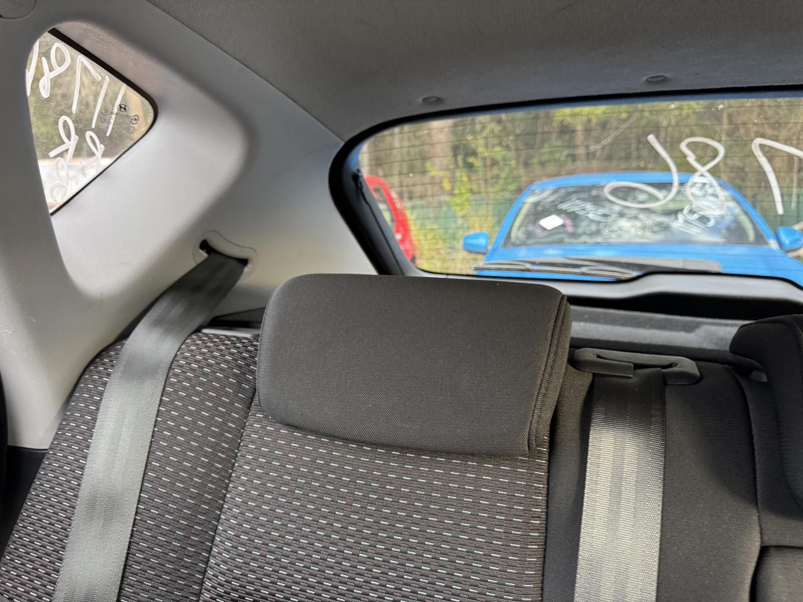 View HYUNDAI I30 2011 5 Door Hatchback Breaking