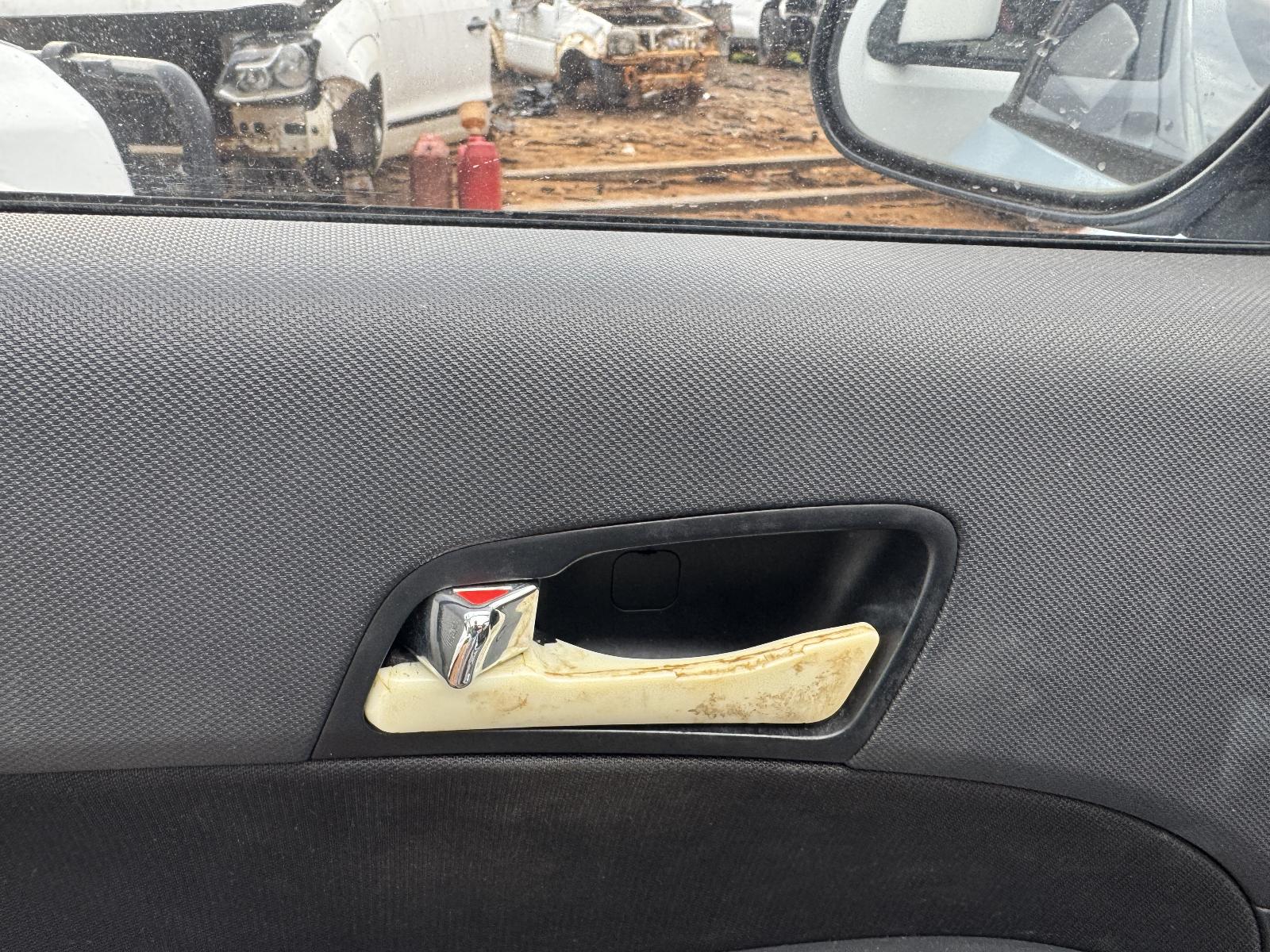 View HYUNDAI I30 2011 5 Door Hatchback Breaking