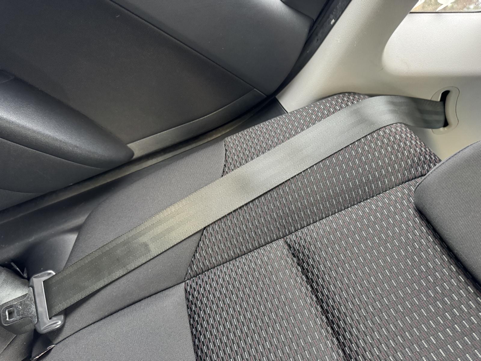 View HYUNDAI I30 2011 5 Door Hatchback Breaking