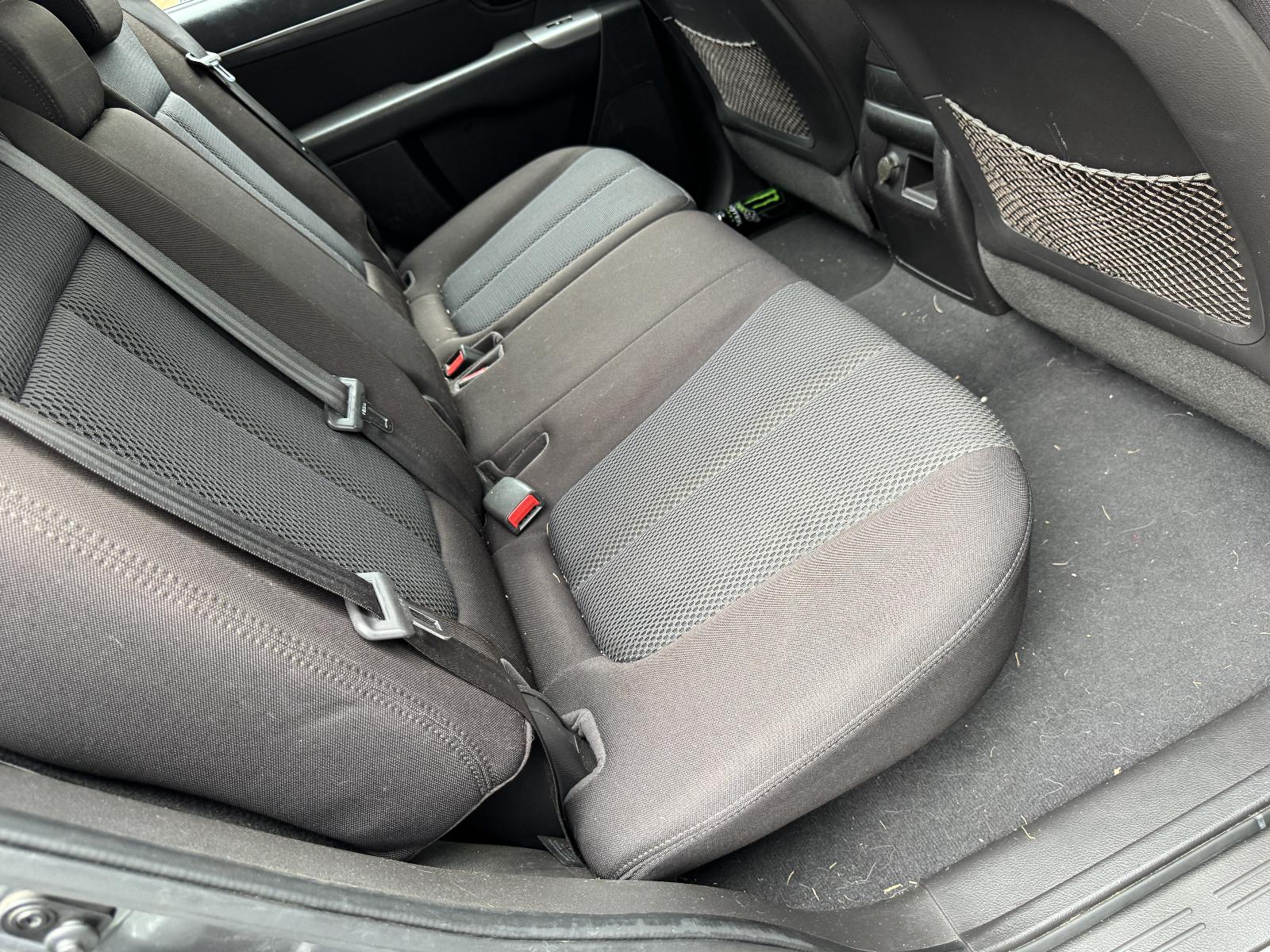 View HYUNDAI SANTA FE 2011 5 Door Station Wagon Breaking