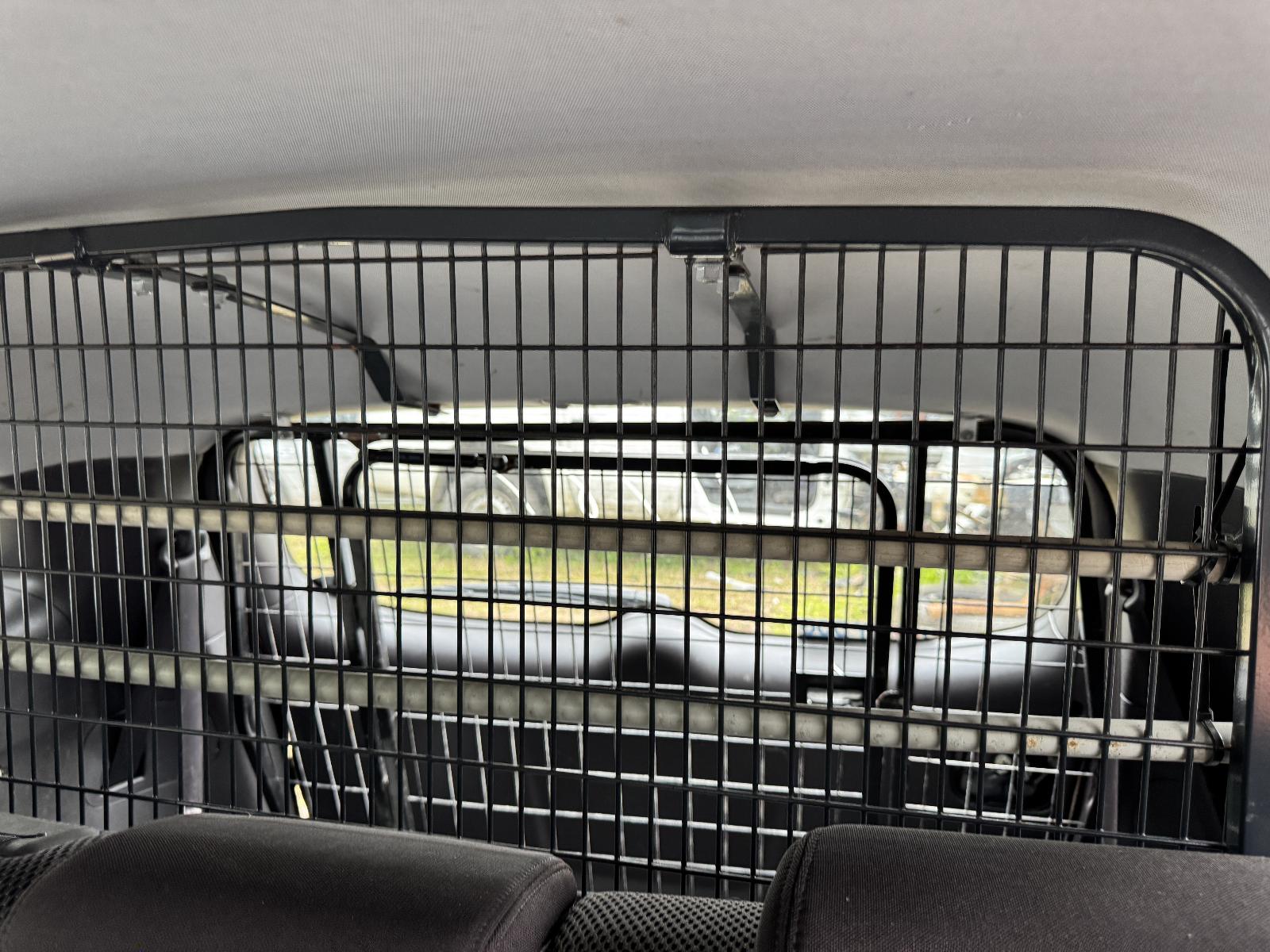 View HYUNDAI SANTA FE 2011 5 Door Station Wagon Breaking