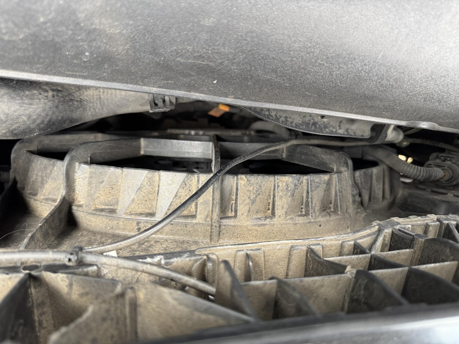 View HYUNDAI SANTA FE 2011 5 Door Station Wagon Breaking