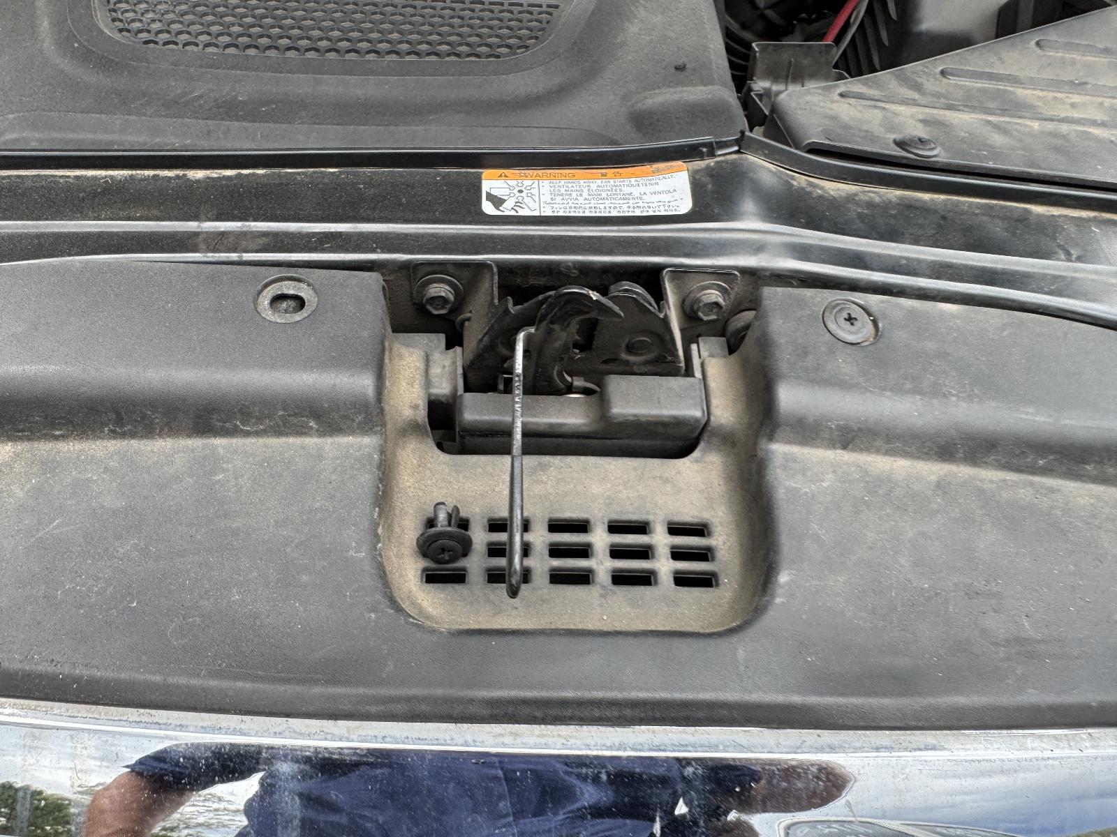 View HYUNDAI SANTA FE 2011 5 Door Station Wagon Breaking