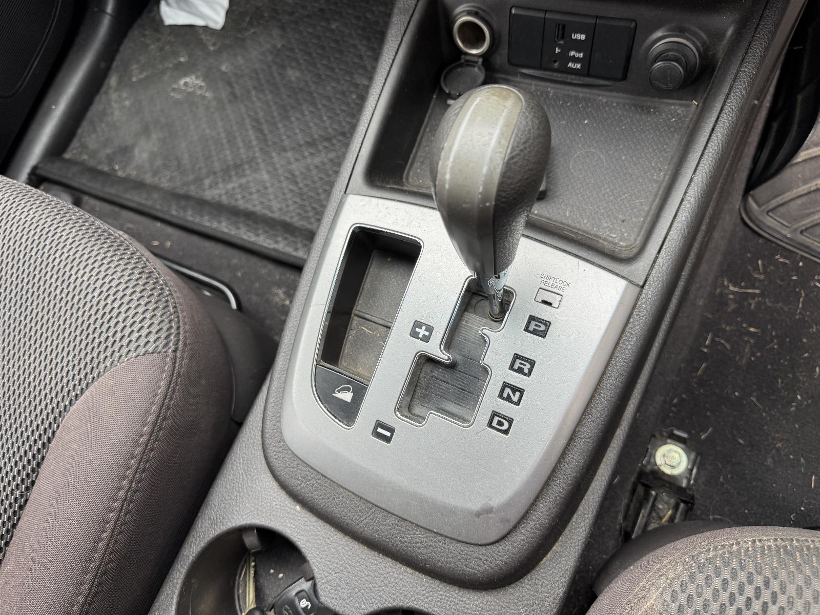 View HYUNDAI SANTA FE 2011 5 Door Station Wagon Breaking