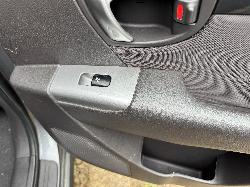 View HYUNDAI SANTA FE 2011 5 Door Station Wagon Breaking