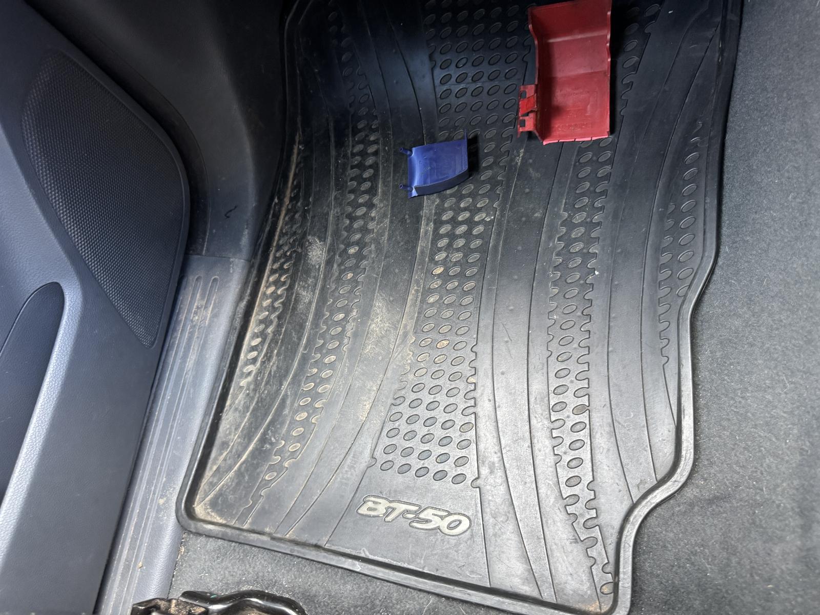 View MAZDA BT50 2013 4 Door Pickup Breaking