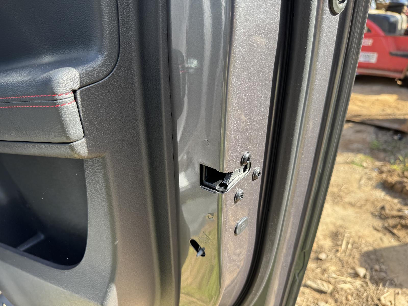 View LDV T60 2022 4 Door Utility Breaking