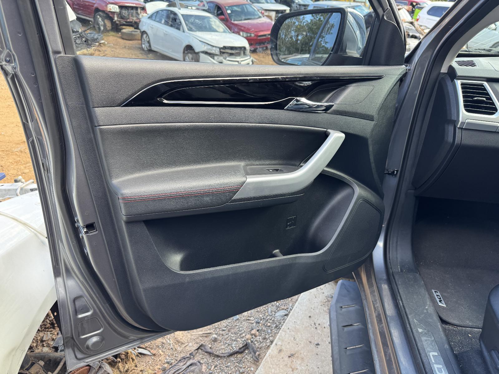 View LDV T60 2022 4 Door Utility Breaking