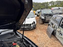 View VOLKSWAGEN TOUAREG 2016 4 Door Station Wagon Breaking