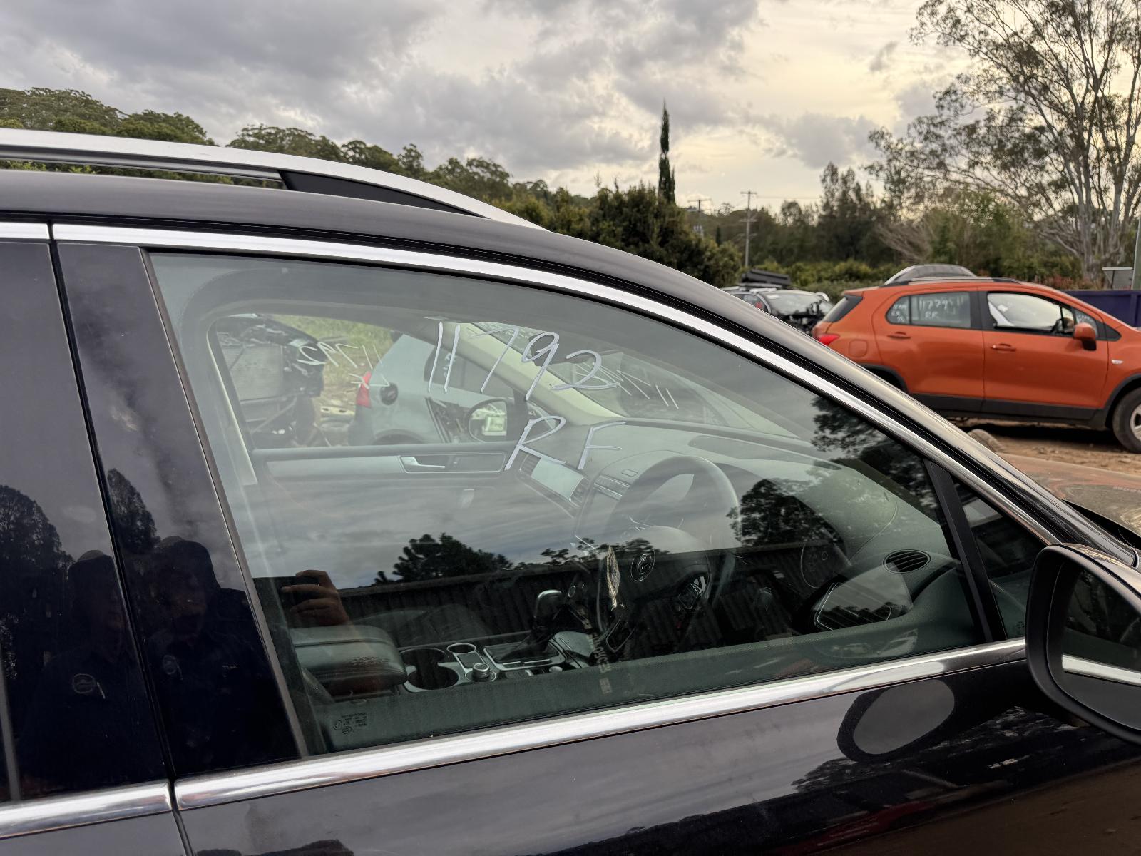 View VOLKSWAGEN TOUAREG 2016 4 Door Station Wagon Breaking