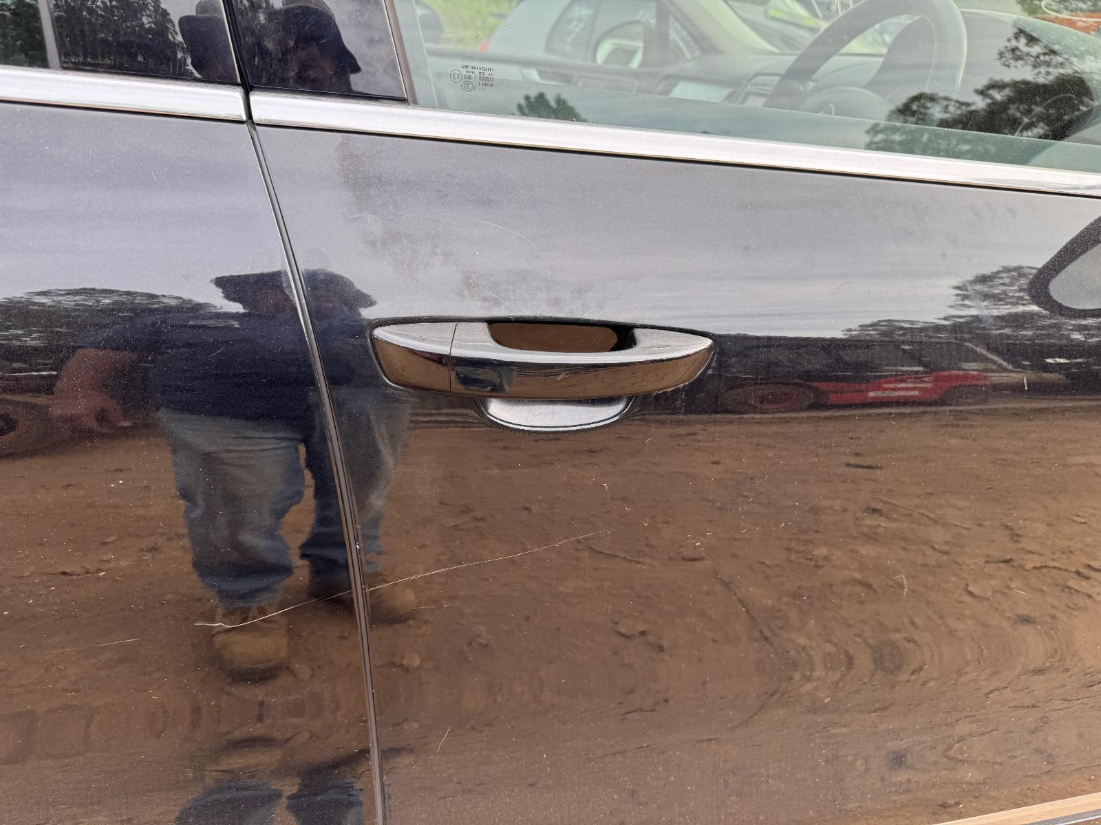 View VOLKSWAGEN TOUAREG 2016 4 Door Station Wagon Breaking