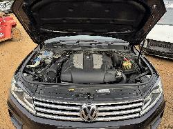 View VOLKSWAGEN TOUAREG 2016 4 Door Station Wagon Breaking