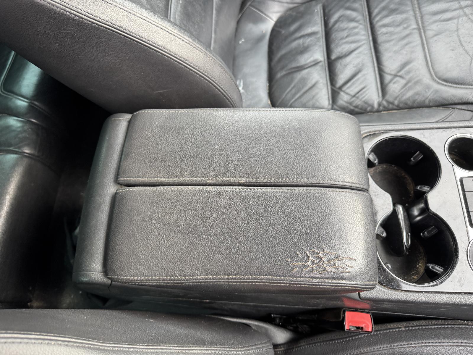 View VOLKSWAGEN TOUAREG 2016 4 Door Station Wagon Breaking