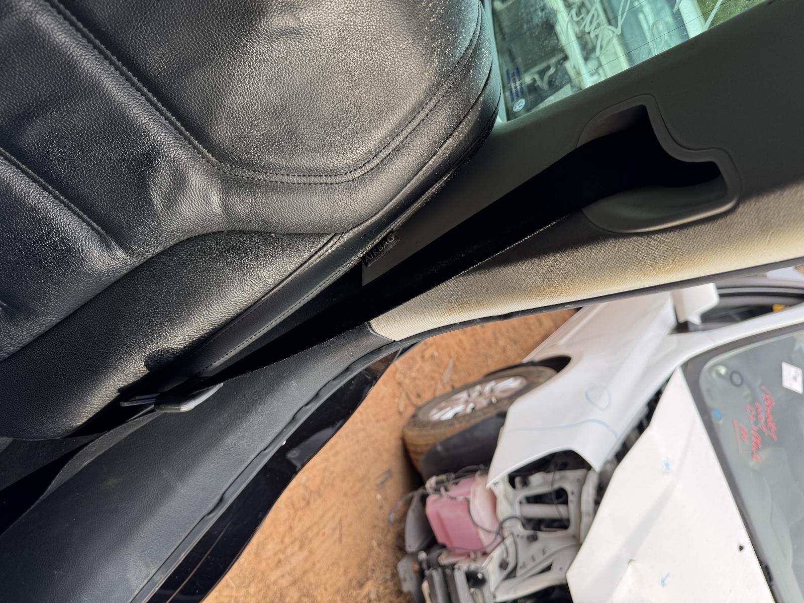 View VOLKSWAGEN TOUAREG 2016 4 Door Station Wagon Breaking