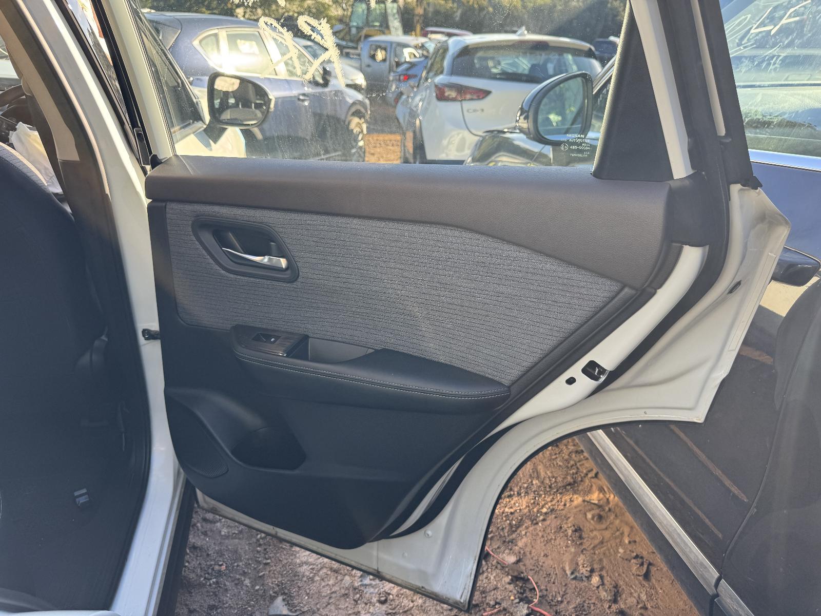 View NISSAN XTRAIL 2024 5 Door Station Wagon Breaking