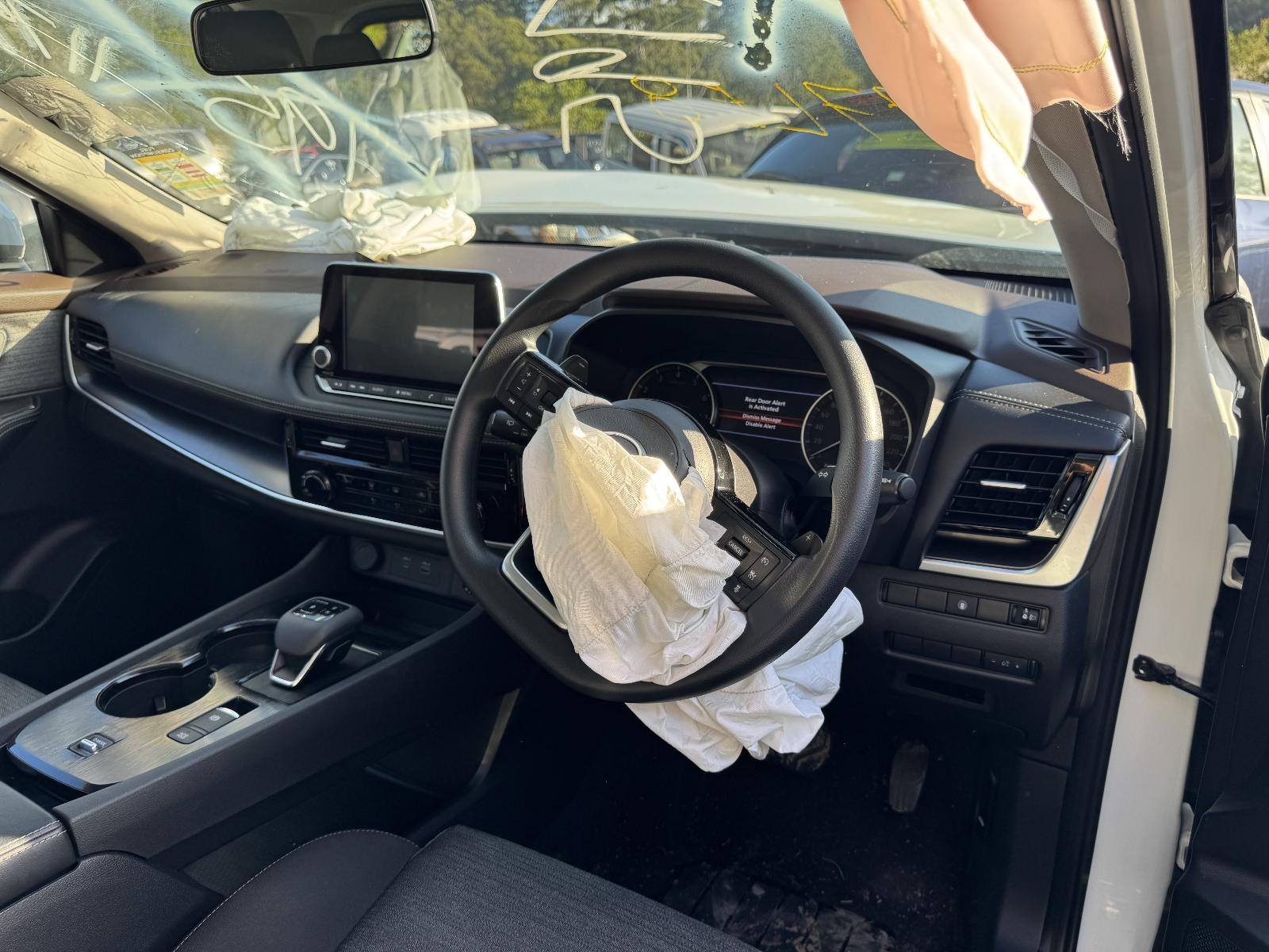 View NISSAN XTRAIL 2024 5 Door Station Wagon Breaking