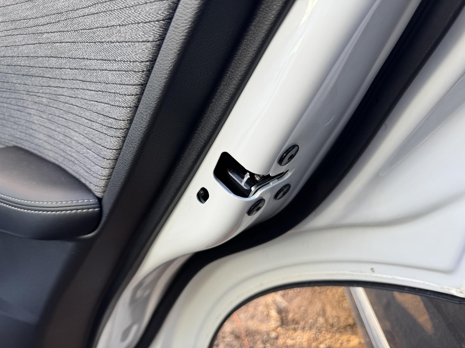 View NISSAN XTRAIL 2024 5 Door Station Wagon Breaking