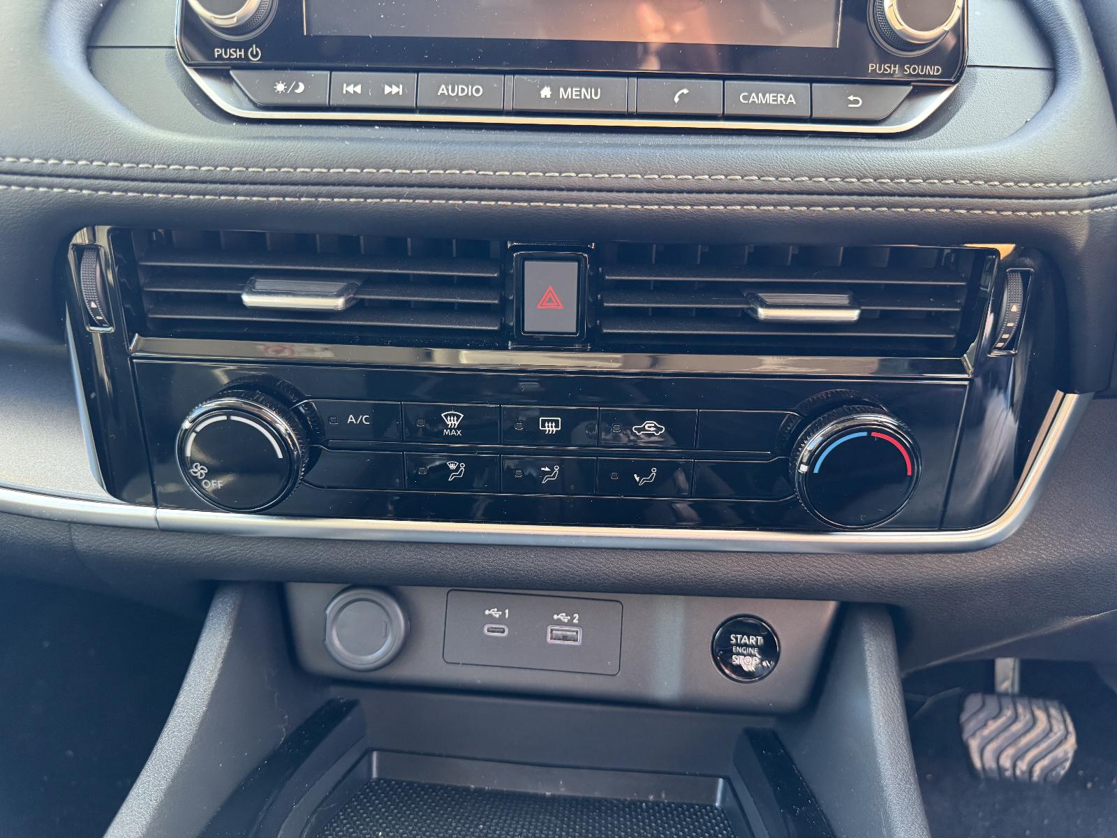 View NISSAN XTRAIL 2024 5 Door Station Wagon Breaking
