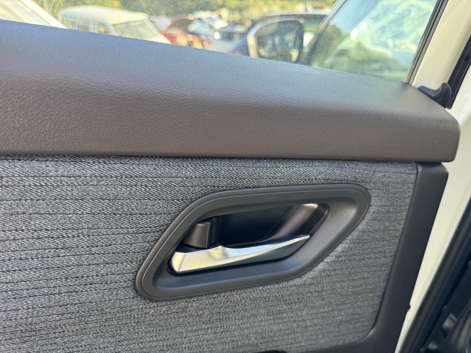 View NISSAN XTRAIL 2024 5 Door Station Wagon Breaking
