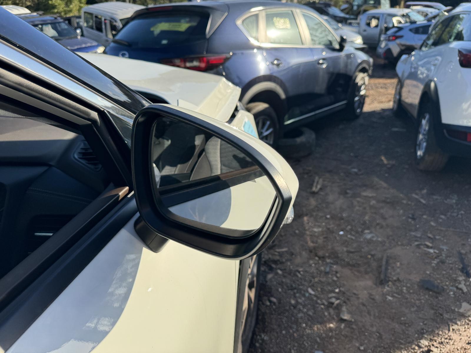 View NISSAN XTRAIL 2024 5 Door Station Wagon Breaking