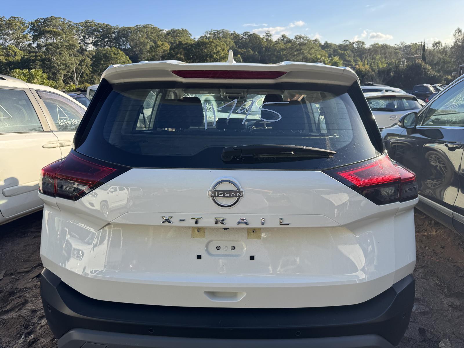 View NISSAN XTRAIL 2024 5 Door Station Wagon Breaking