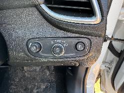 View HOLDEN TRAX 2017 4 Door Station Wagon Breaking