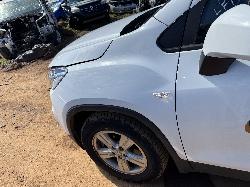 View HOLDEN TRAX 2017 4 Door Station Wagon Breaking