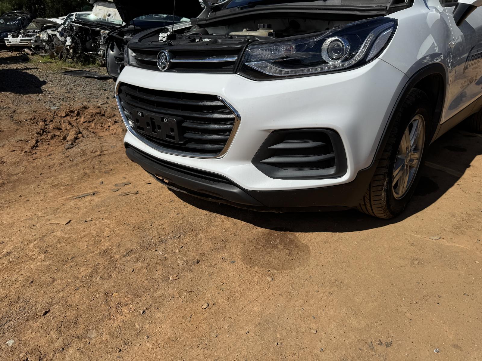 View HOLDEN TRAX 2017 4 Door Station Wagon Breaking