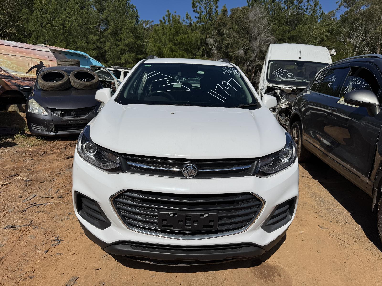 View HOLDEN TRAX 2017 4 Door Station Wagon Breaking