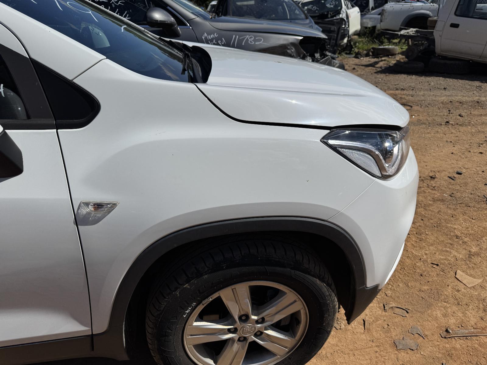 View HOLDEN TRAX 2017 4 Door Station Wagon Breaking