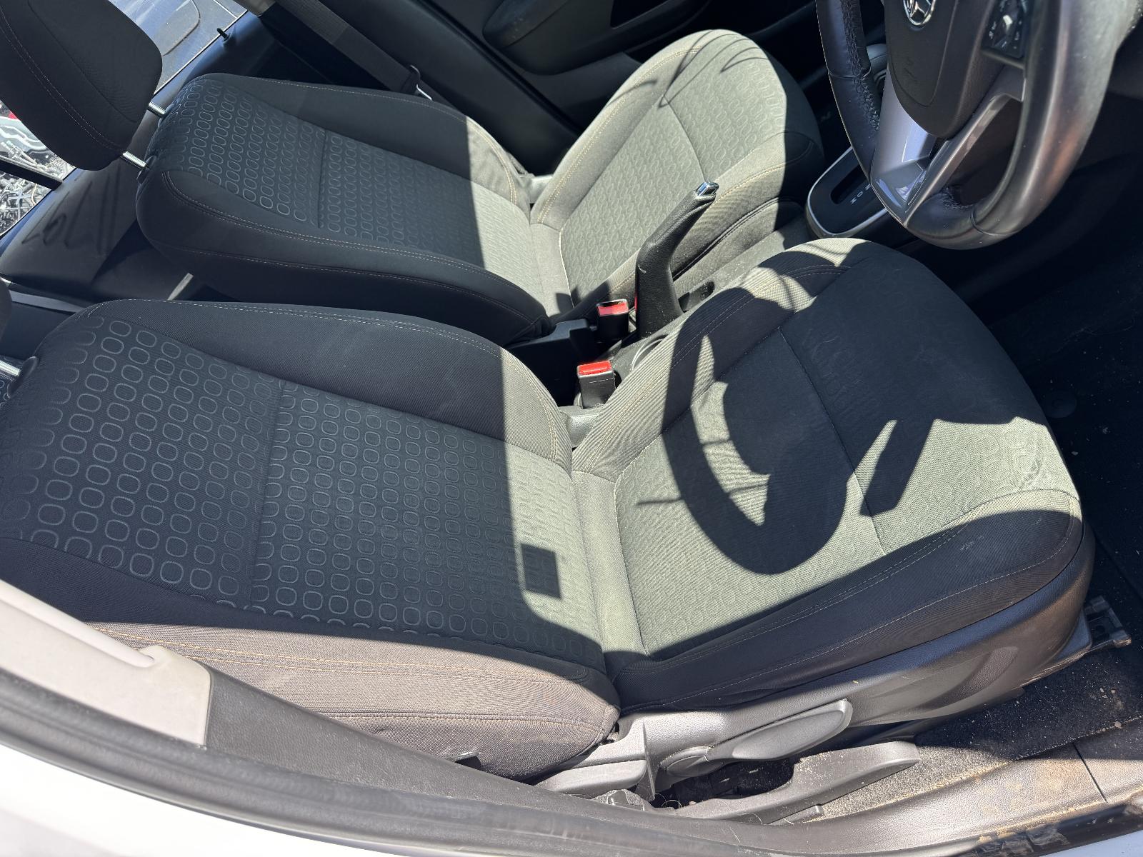 View HOLDEN TRAX 2017 4 Door Station Wagon Breaking