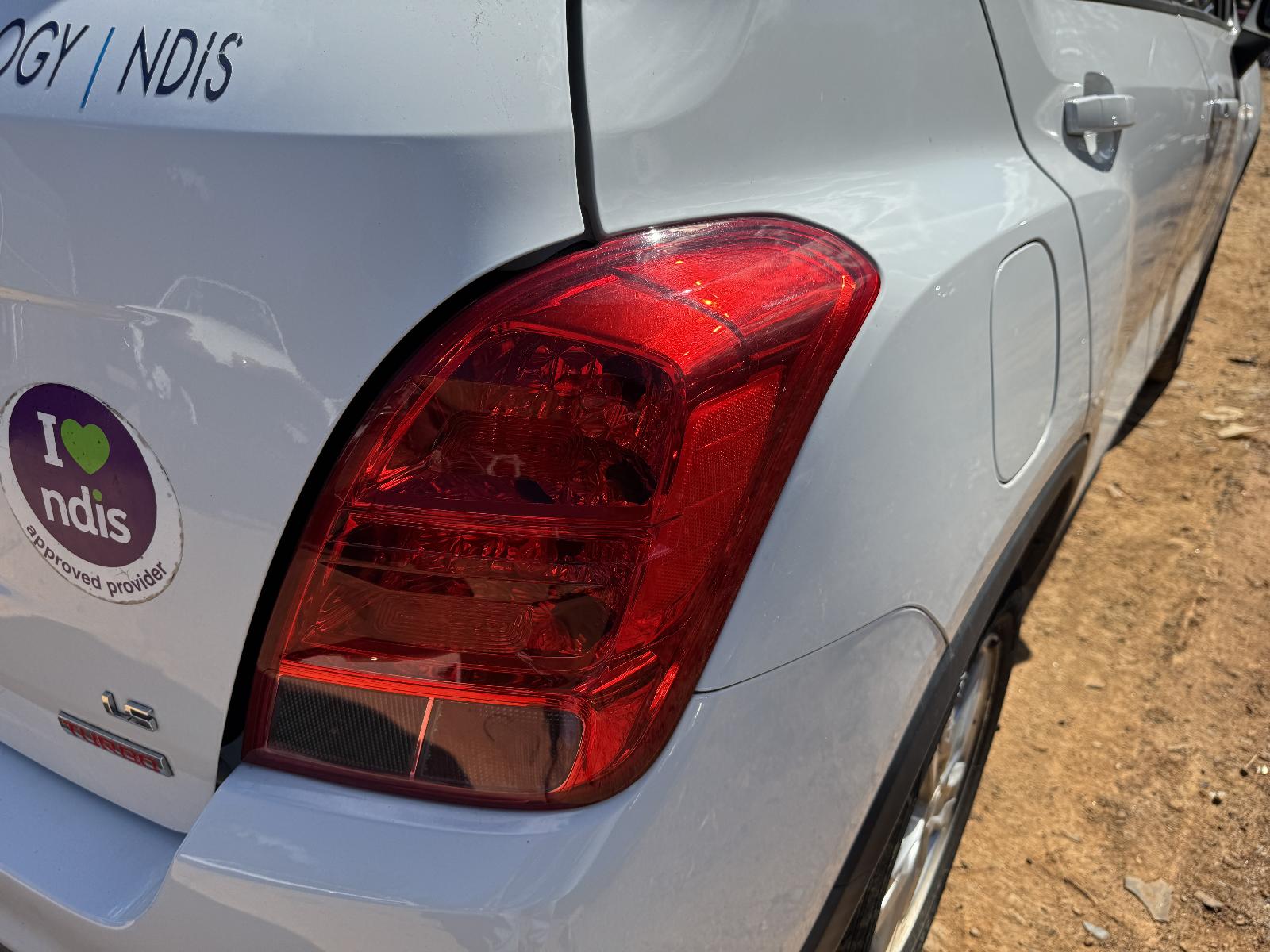 View HOLDEN TRAX 2017 4 Door Station Wagon Breaking