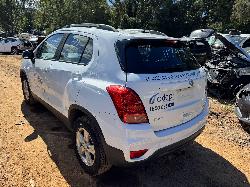 View HOLDEN TRAX 2017 4 Door Station Wagon Breaking