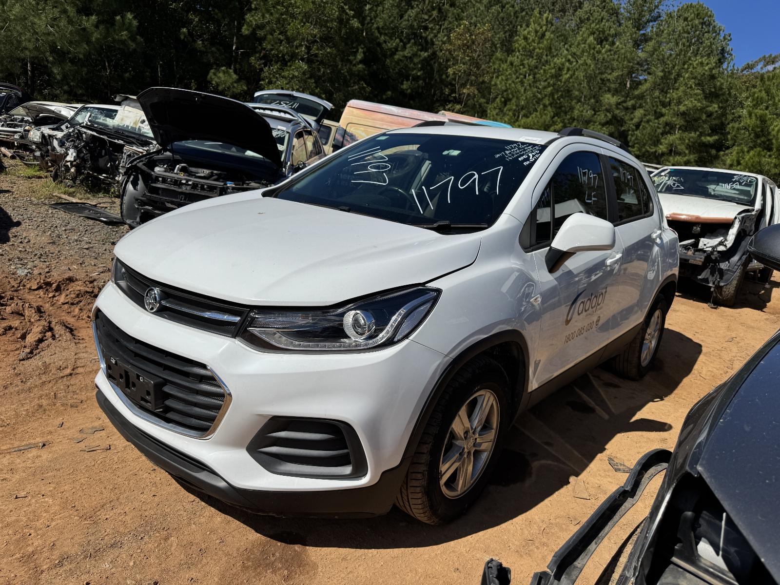 View HOLDEN TRAX 2017 4 Door Station Wagon Breaking