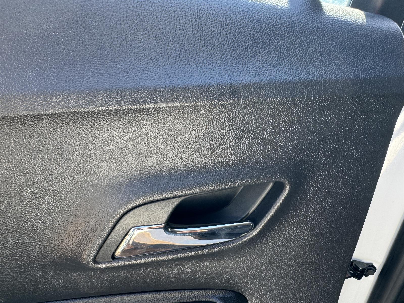 View HOLDEN TRAX 2017 4 Door Station Wagon Breaking