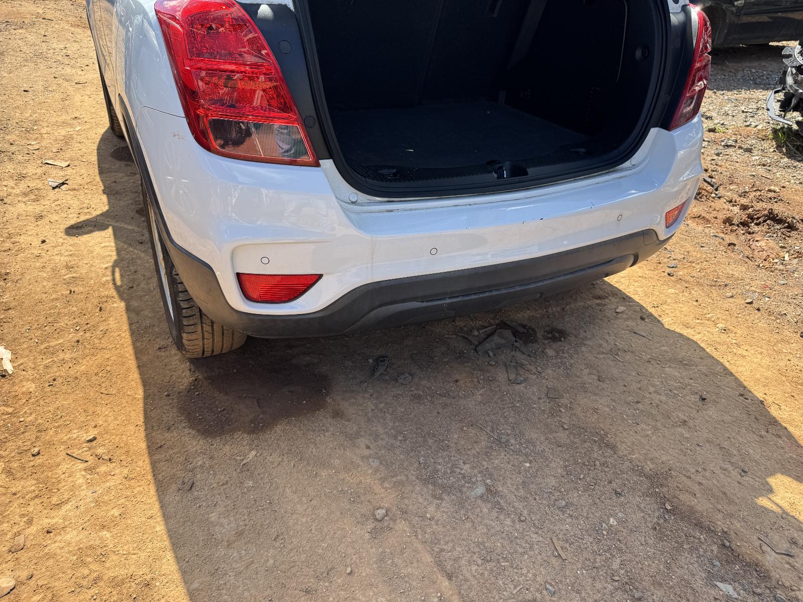 View HOLDEN TRAX 2017 4 Door Station Wagon Breaking