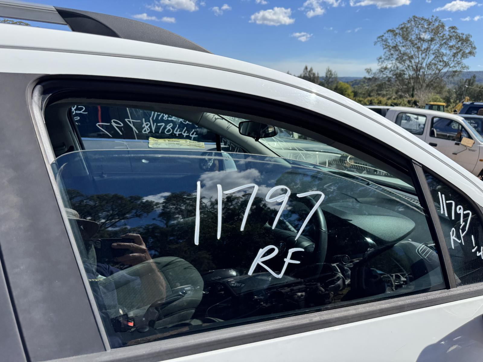 View HOLDEN TRAX 2017 4 Door Station Wagon Breaking