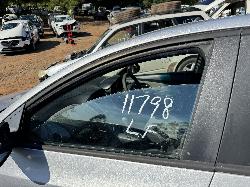 View HOLDEN CRUZE 2010 4 Door Sedan Breaking