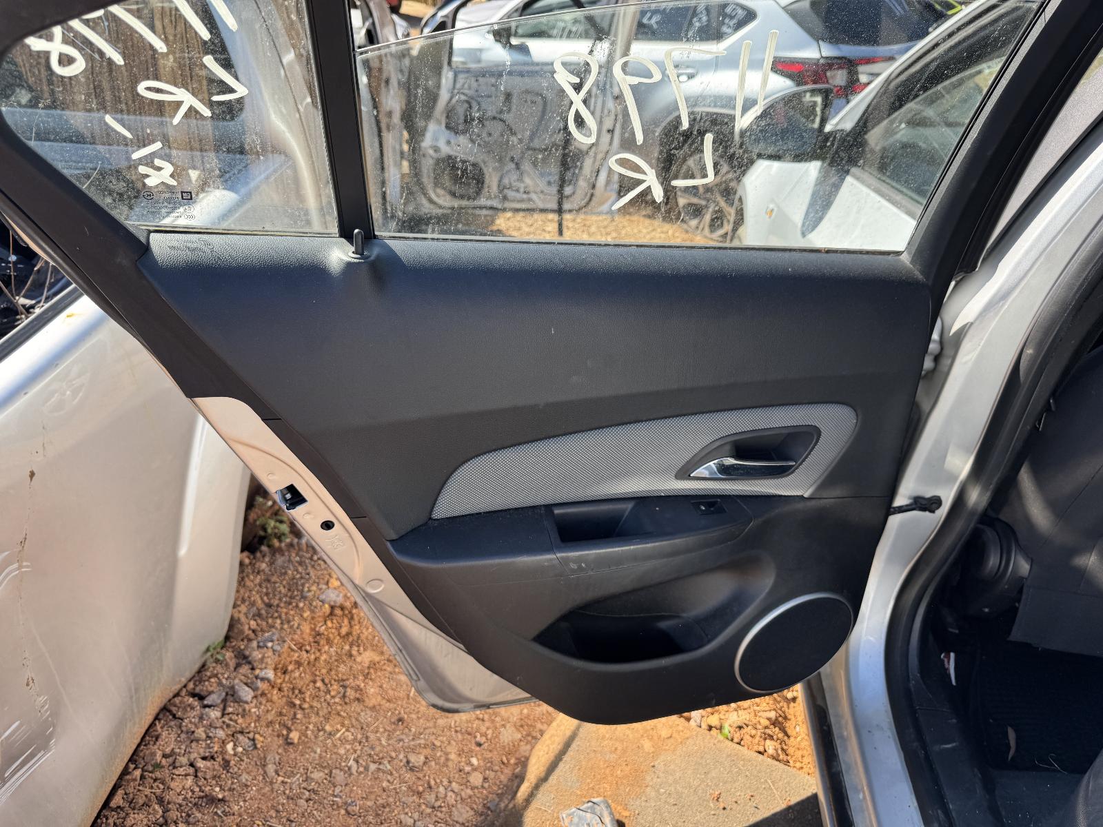 View HOLDEN CRUZE 2010 4 Door Sedan Breaking