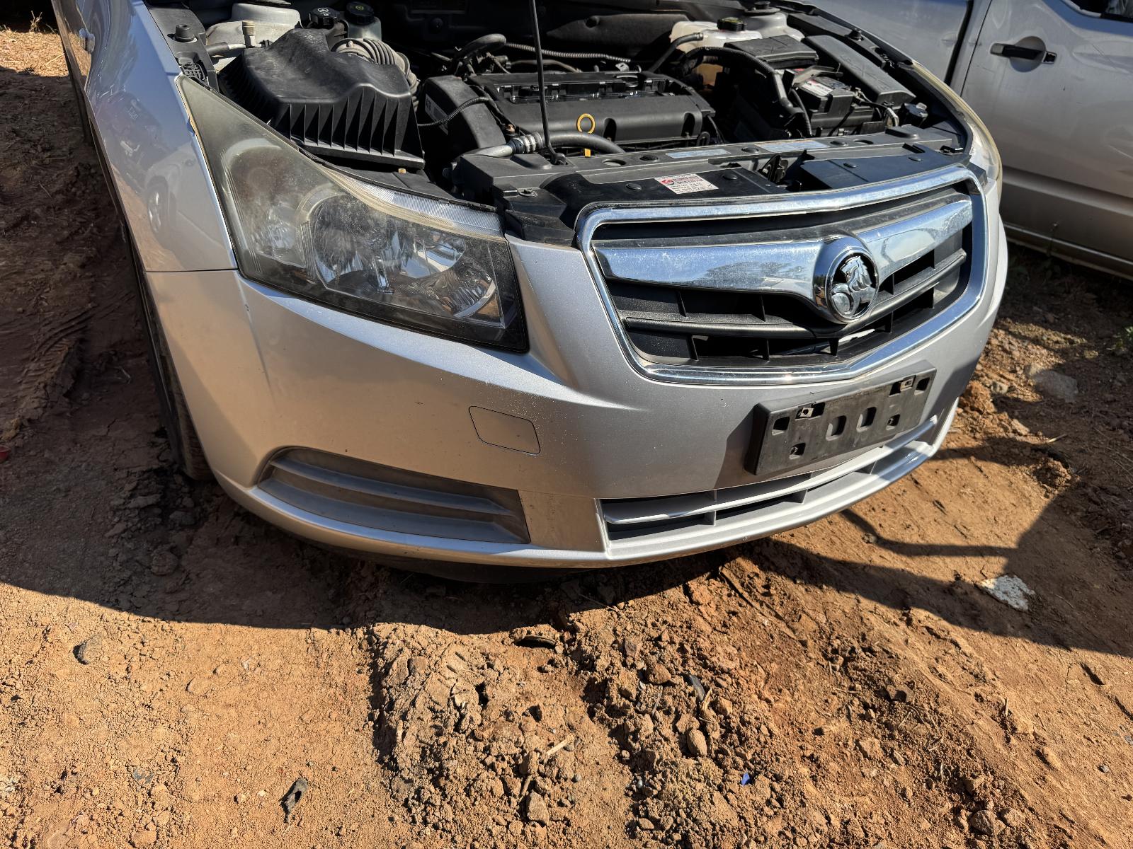 View HOLDEN CRUZE 2010 4 Door Sedan Breaking