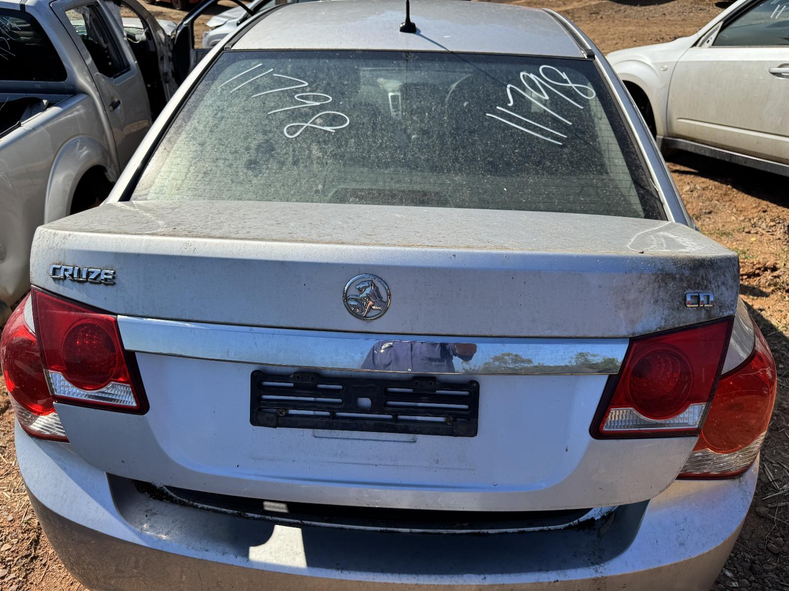 View HOLDEN CRUZE 2010 4 Door Sedan Breaking