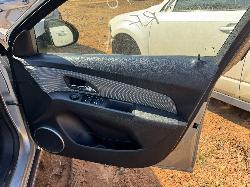 View HOLDEN CRUZE 2010 4 Door Sedan Breaking