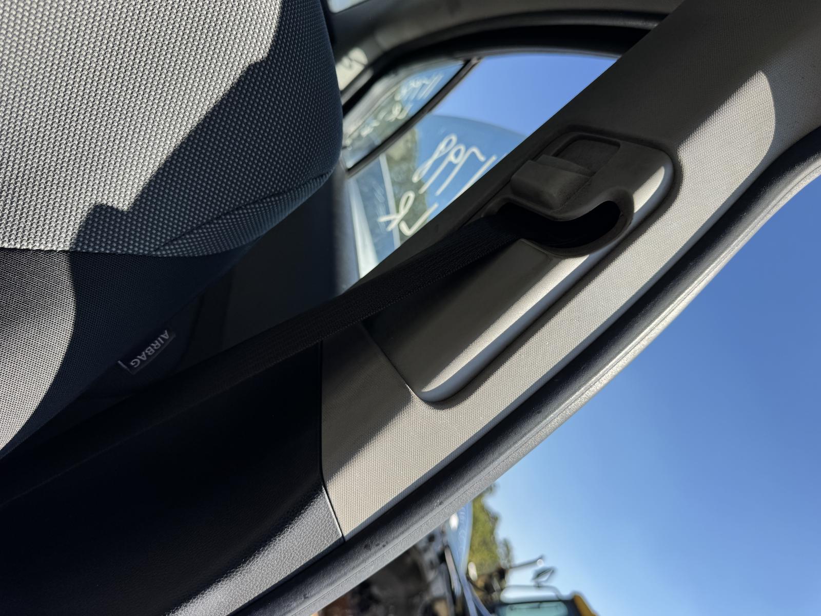 View HOLDEN CRUZE 2010 4 Door Sedan Breaking