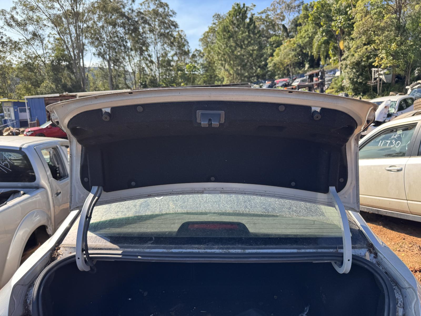 View HOLDEN CRUZE 2010 4 Door Sedan Breaking