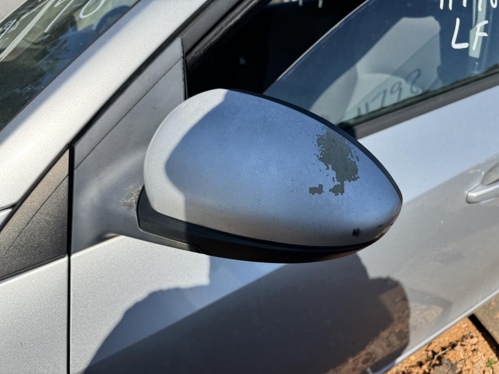 View HOLDEN CRUZE 2010 4 Door Sedan Breaking